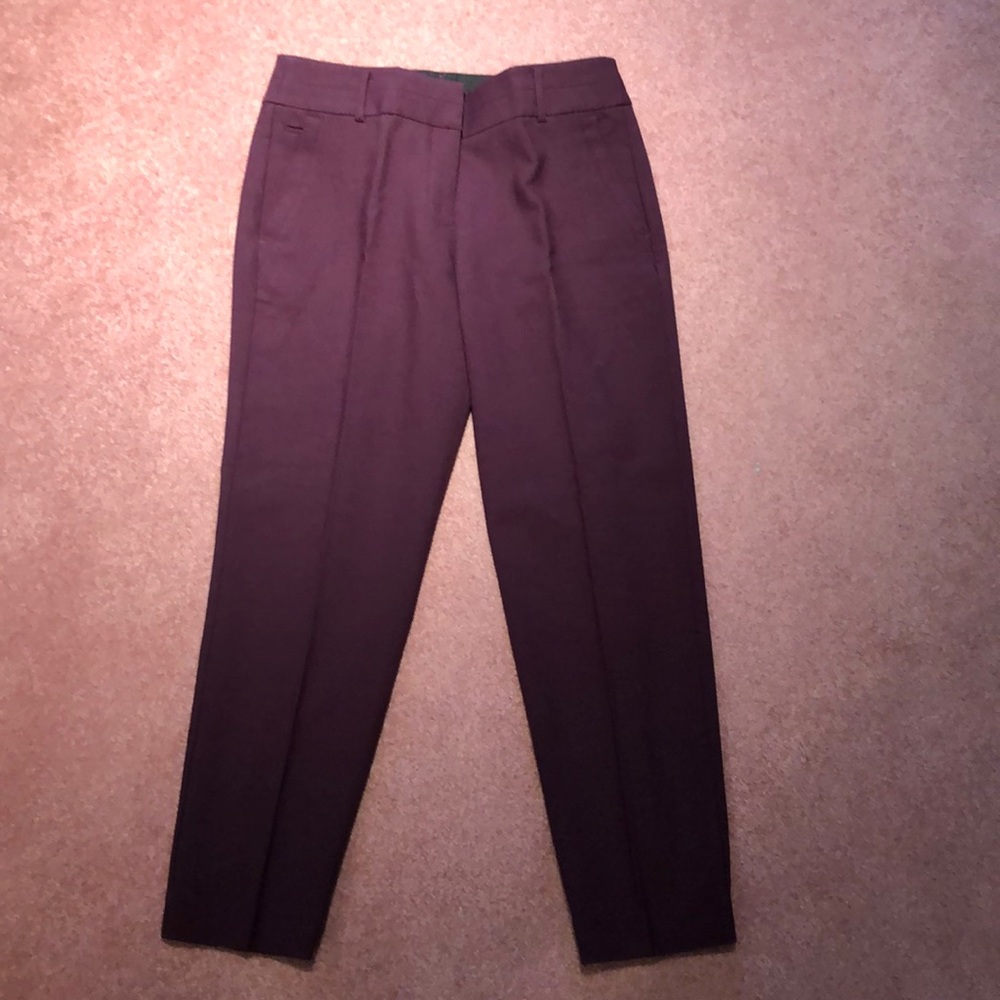 Loft Julie size 6 Wine Colored Dress Pants